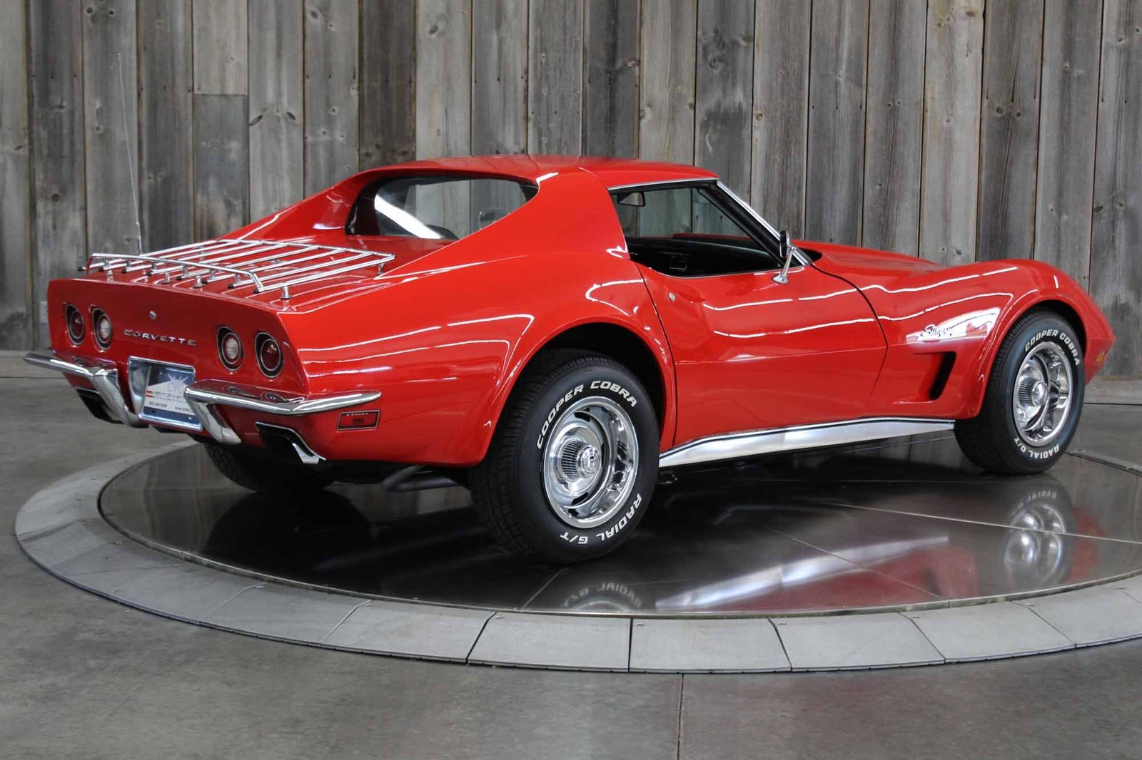 Chevrolet-Corvette-1973-3
