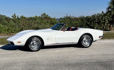 Chevrolet-Corvette-1973-6