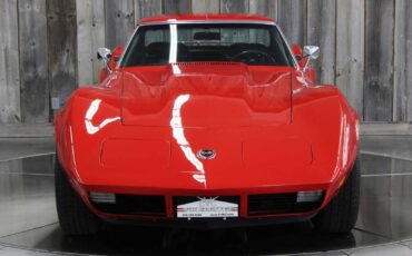 Chevrolet-Corvette-1973-9