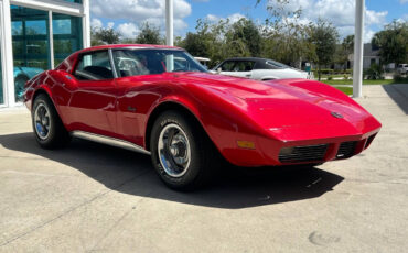 Chevrolet-Corvette-1973-Hatchback-2