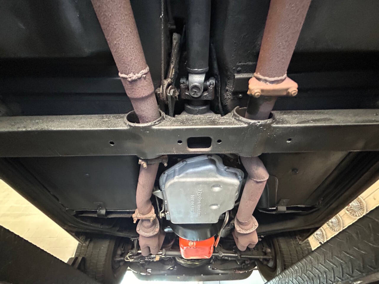 Chevrolet-Corvette-1973-Hatchback-32