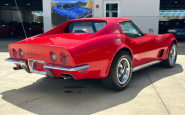 Chevrolet-Corvette-1973-Hatchback-4