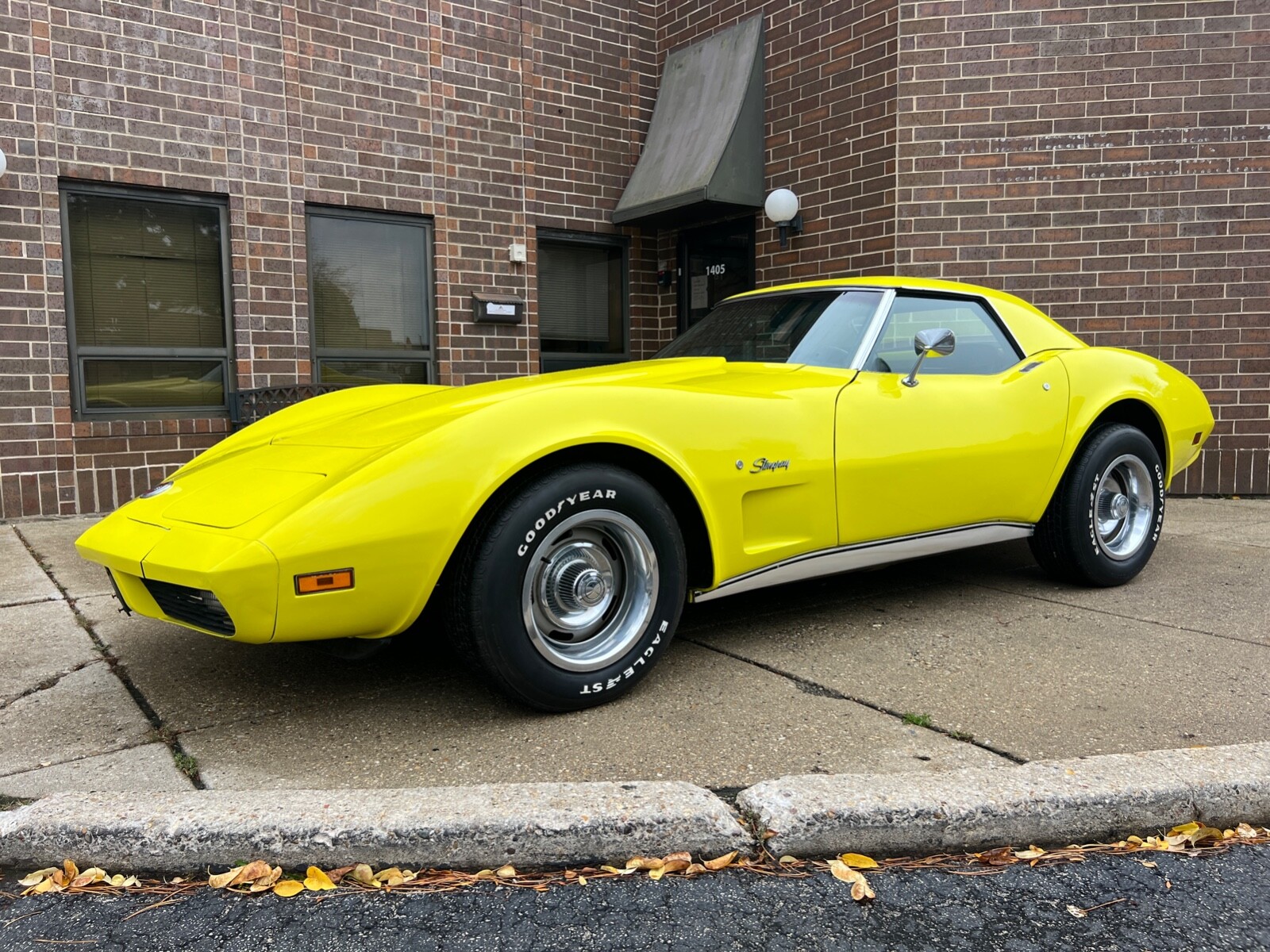 Chevrolet-Corvette-1974-Convertible-1