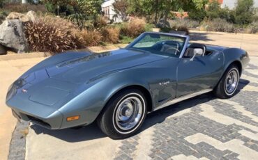 Chevrolet-Corvette-1974-Convertible-10