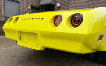 Chevrolet-Corvette-1974-Convertible-12