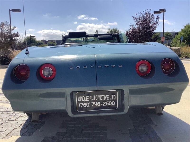 Chevrolet-Corvette-1974-Convertible-13