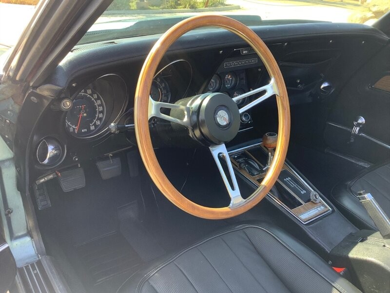 Chevrolet-Corvette-1974-Convertible-19