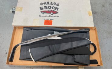 Chevrolet-Corvette-1974-Convertible-21