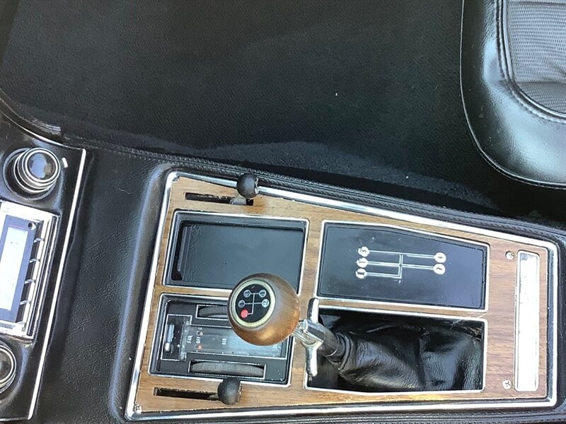 Chevrolet-Corvette-1974-Convertible-22