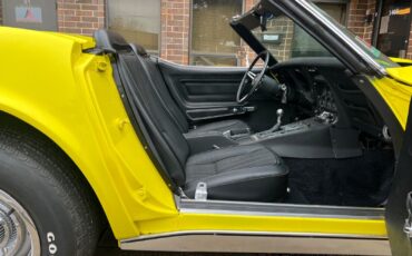 Chevrolet-Corvette-1974-Convertible-31