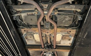 Chevrolet-Corvette-1974-Convertible-35