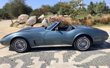 Chevrolet-Corvette-1974-Convertible-6