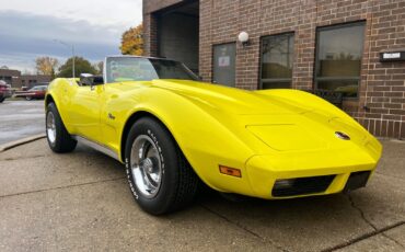 Chevrolet-Corvette-1974-Convertible-7