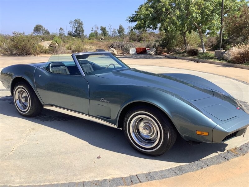 Chevrolet-Corvette-1974-Convertible-8
