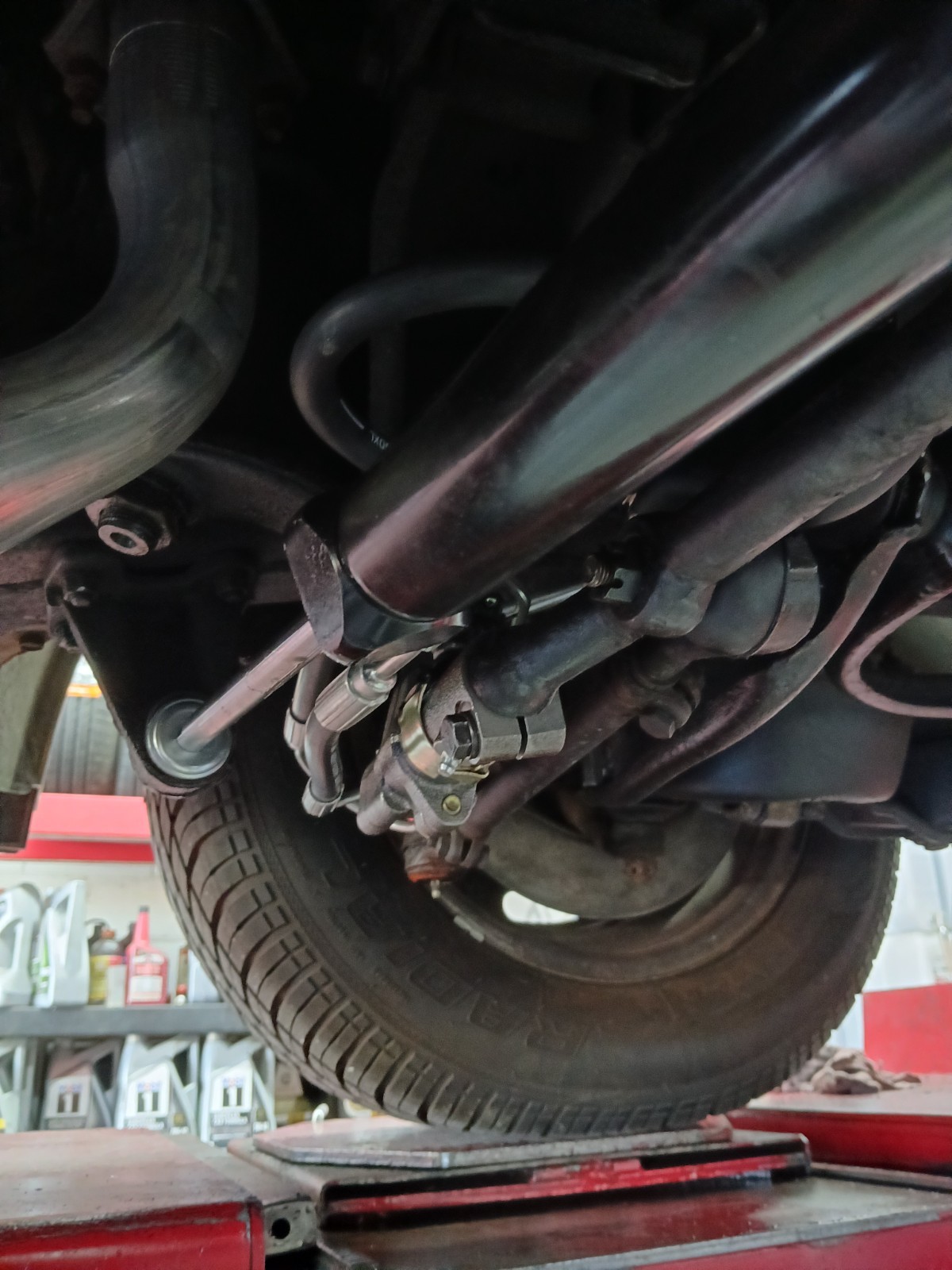 Chevrolet-Corvette-1975-Coupe-10