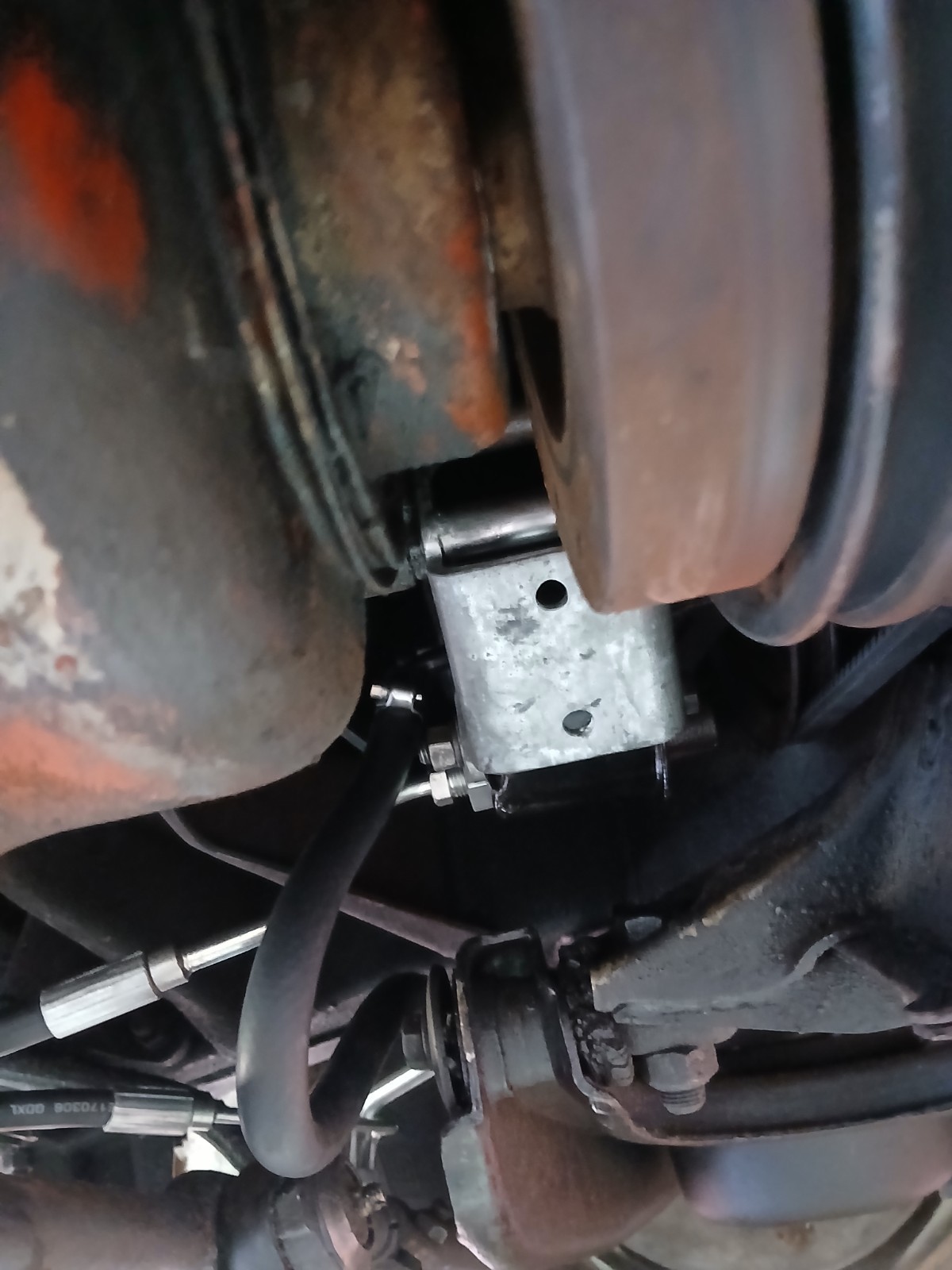 Chevrolet-Corvette-1975-Coupe-9