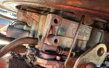 Chevrolet-Corvette-1976-23