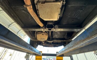 Chevrolet-Corvette-1976-26