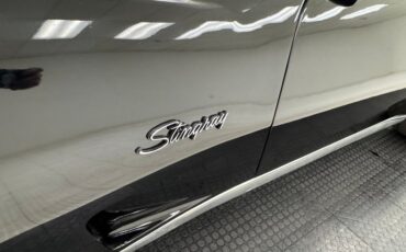 Chevrolet-Corvette-1976-Black-Black-10