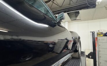 Chevrolet-Corvette-1976-Black-Black-28