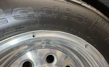 Chevrolet-Corvette-1976-Black-Black-31