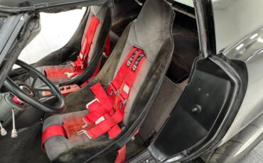 Chevrolet-Corvette-1976-Black-Black-39