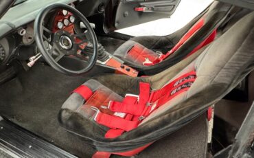 Chevrolet-Corvette-1976-Black-Black-40