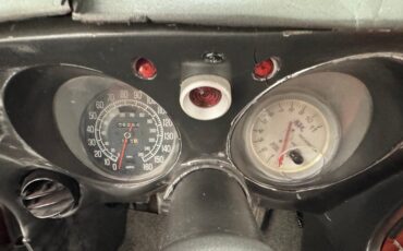 Chevrolet-Corvette-1976-Black-Black-46