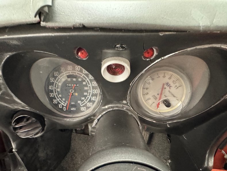 Chevrolet-Corvette-1976-Black-Black-46