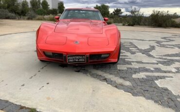 Chevrolet-Corvette-1976-Coupe-1