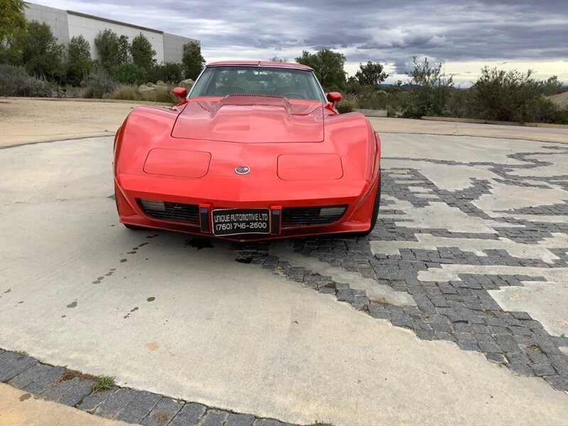 Chevrolet-Corvette-1976-Coupe-1