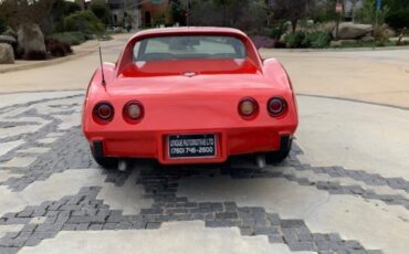 Chevrolet-Corvette-1976-Coupe-14
