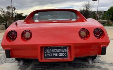 Chevrolet-Corvette-1976-Coupe-15