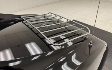 Chevrolet-Corvette-1977-Black-Black-22