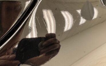 Chevrolet-Corvette-1977-Black-Black-35