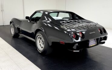 Chevrolet-Corvette-1977-Black-Black-5
