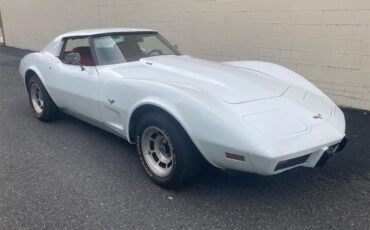 Chevrolet-Corvette-1977-White-Red-5