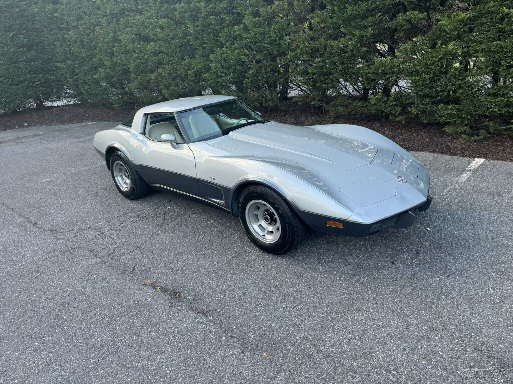 Chevrolet-Corvette-1978-6