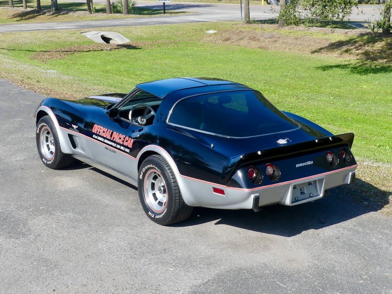 Chevrolet-Corvette-1978-Black-Silver-23
