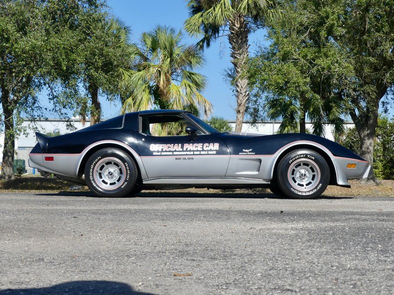 Chevrolet-Corvette-1978-Black-Silver-32