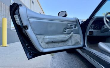 Chevrolet-Corvette-1978-Black-Silver-41