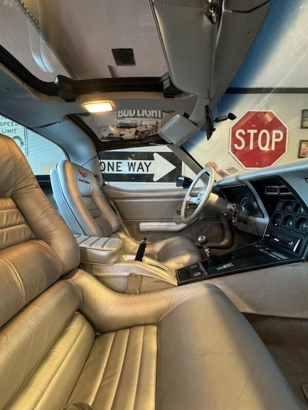 Chevrolet-Corvette-1978-Coupe-18