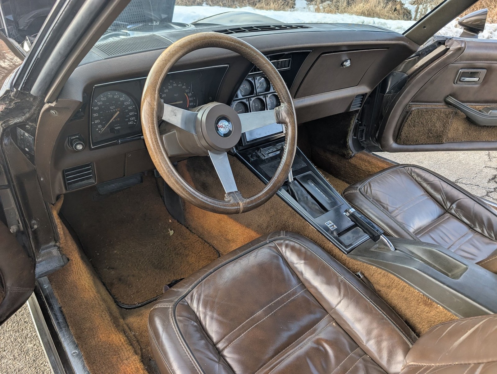 Chevrolet-Corvette-1978-Coupe-4