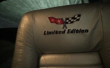 Chevrolet-Corvette-1978-Coupe-8