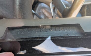 Chevrolet-Corvette-1978-Coupe-9