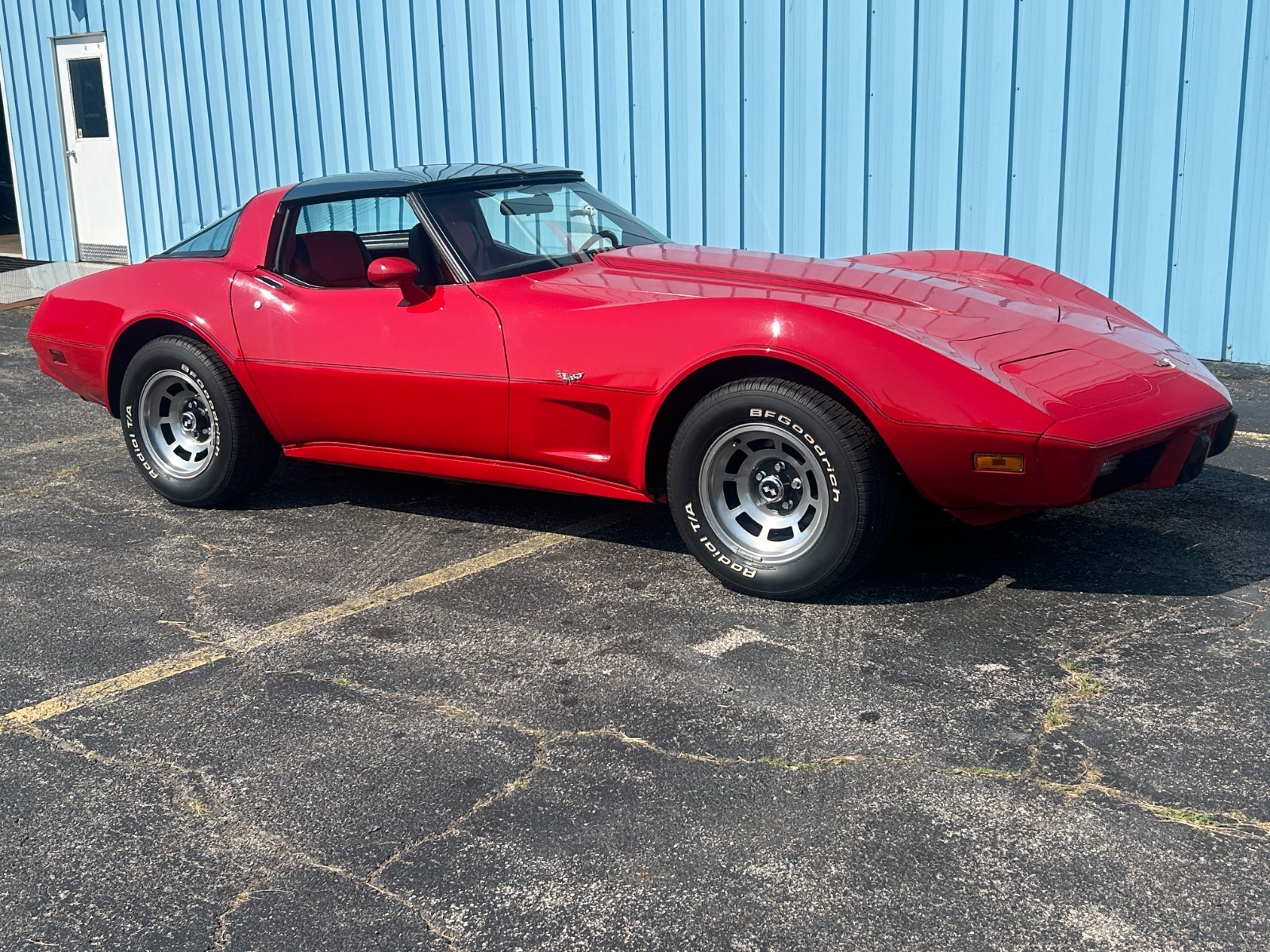 Chevrolet-Corvette-1979-2