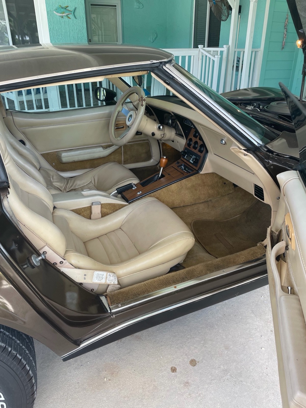 Chevrolet-Corvette-1979-Coupe-10