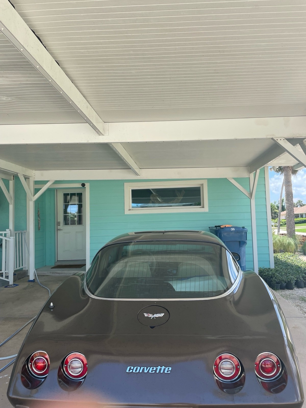 Chevrolet-Corvette-1979-Coupe-2