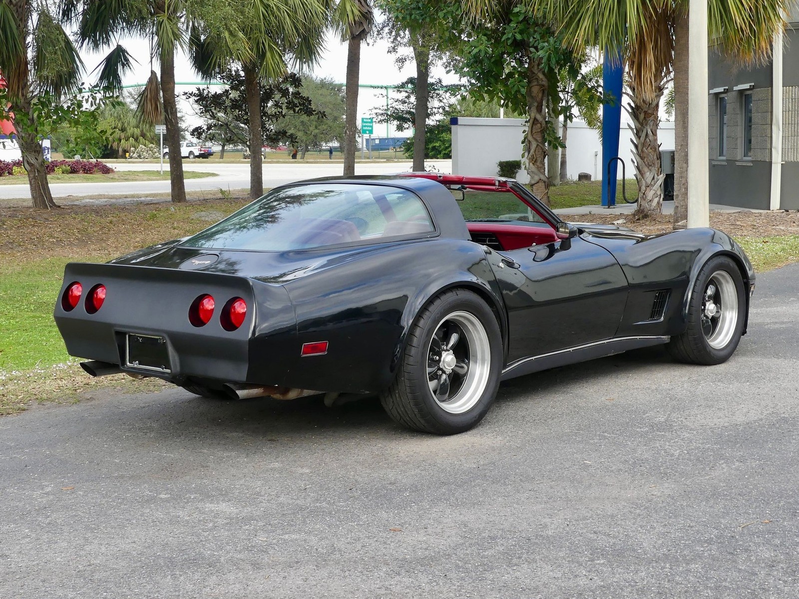 Chevrolet-Corvette-1979-Coupe-22