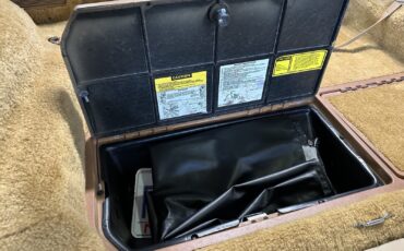 Chevrolet-Corvette-1980-14